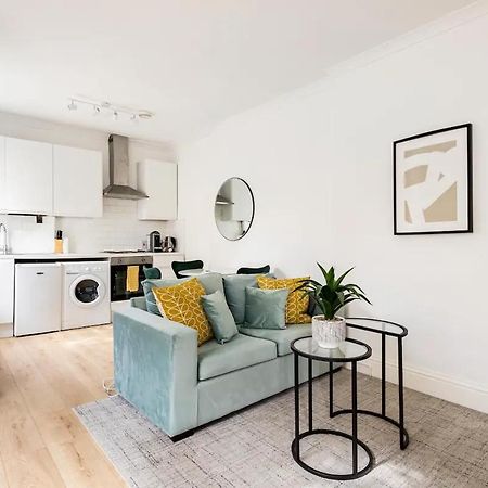 Stylish One Bedroom Apartment In Greater Londra Dış mekan fotoğraf